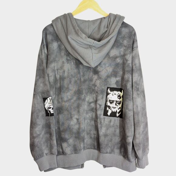 NWT GHOST Band Zip Up Hoodie Jacket Sz M Gray Patches Bat Embellished Hoy Topic - Picture 2 of 10